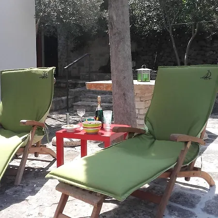 Pavarotti-three Bedroom With Terrace *